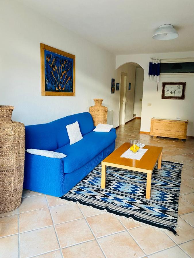 La Casa Blu Βίλα San Pantaleo Εξωτερικό φωτογραφία